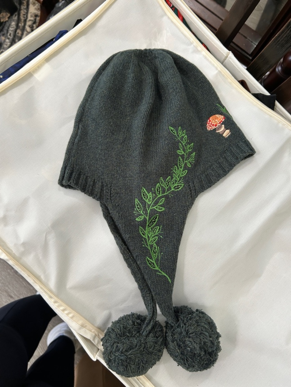 Disturbia Knit Hat w/ Embroidery
